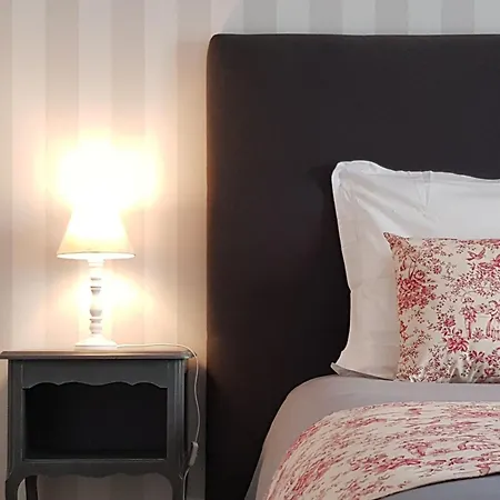 Maison D'hotes Avec Piscine Pres Du Mans, Ideale Pour Groupes Et Seminaires, Espaces Verts Et Confort Maximal - Fr-1-410-409 Bed & Breakfast